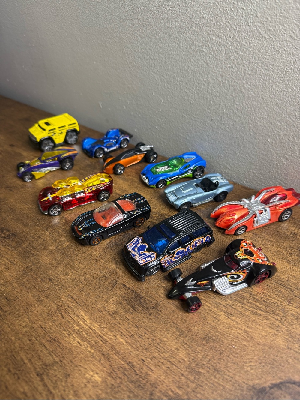 Vintage Hotwheels Die-Cast Race Car Toy Lot of 11 - 2005 & Older